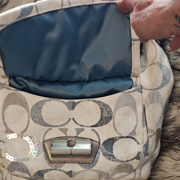Coach Beige and Gray Signature Shoulder Bag - Picture 3 of 11